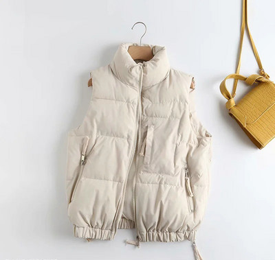 Taskutega vabaaja naistevest – lai mudel