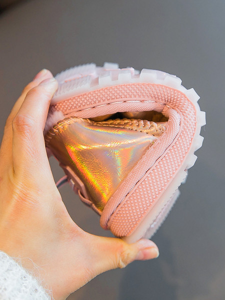 Sulevoodriga lastesaapad tüdrukutele