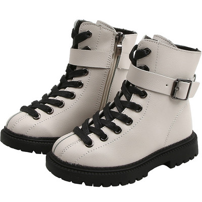 Aga lipsudega tüdrukutele ökonahast lastesaabaste mudel