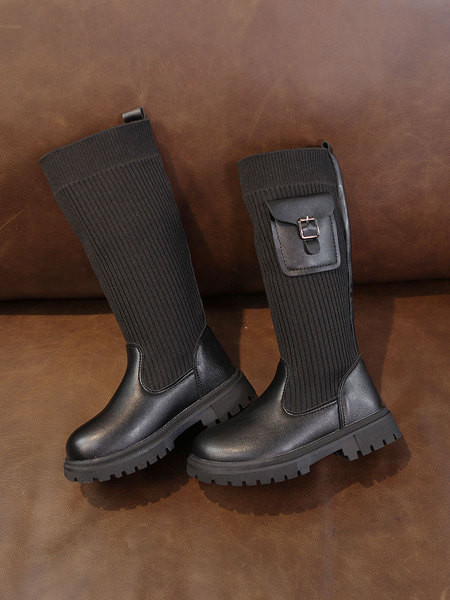 Praegused taskuga lastesaapad tüdrukutele