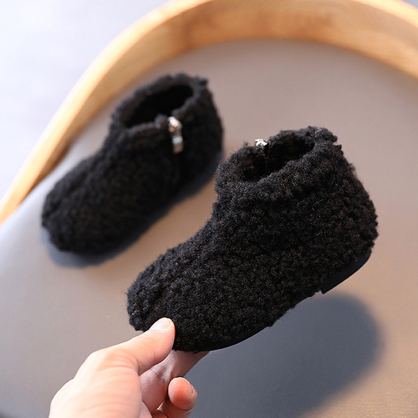 Tüdrukute lukuga sulesaapad