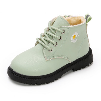 Öko-nahast moodsad värvilise tikandiga lastesaapad pehme voodriga ja ilma