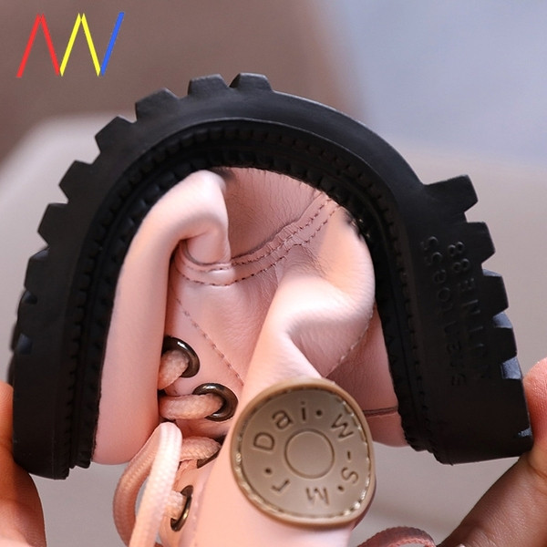 Vaikiški batai su raišteliais ir užtrauktuku iš eko odos