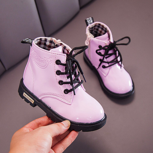 Moodsad paeltega laste lakknahast saapad tüdrukutele