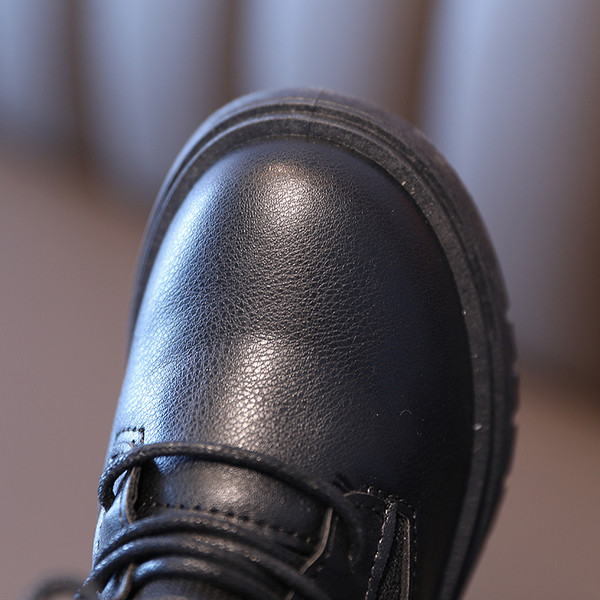 Kožne dječje čizme za dječake i djevojčice