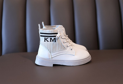 Tikandiga igapäevased lastesaapad