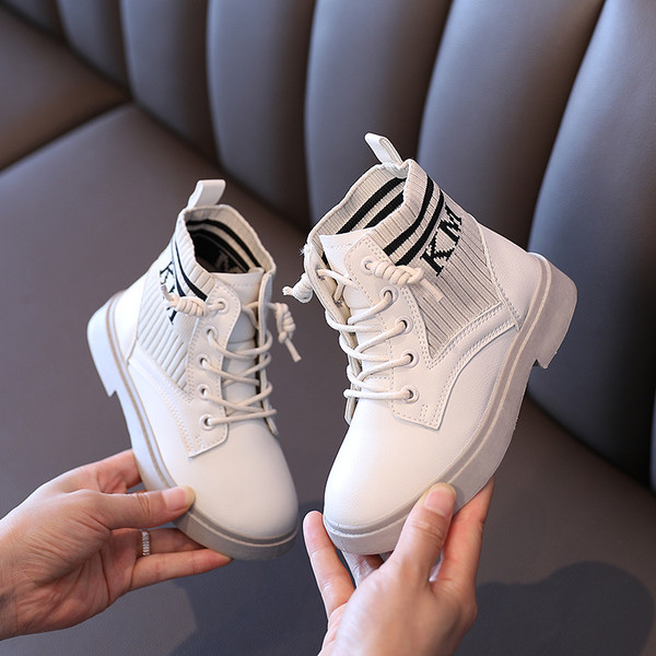 Tikandiga igapäevased lastesaapad