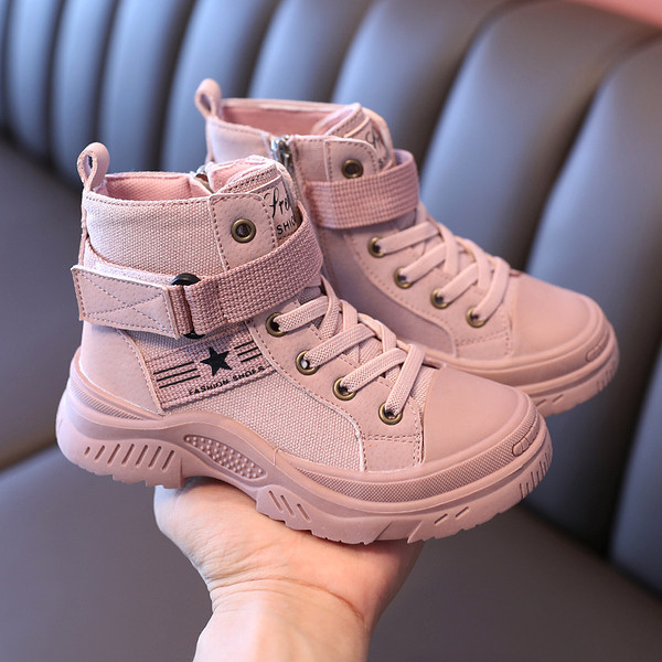 Vaikiški rudens-žiemos batai su raišteliais mergaitėms ir berniukams