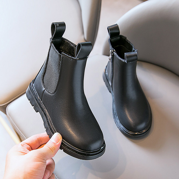 Moodsad kunstnahast lameda tallaga lastesaapad tüdrukutele