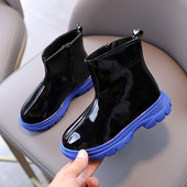 Uus mudel värvilise tallaga laste lakknahast saapad