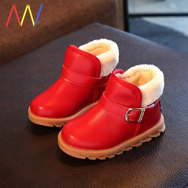 Pandla ja sooja voodriga lastesaapad