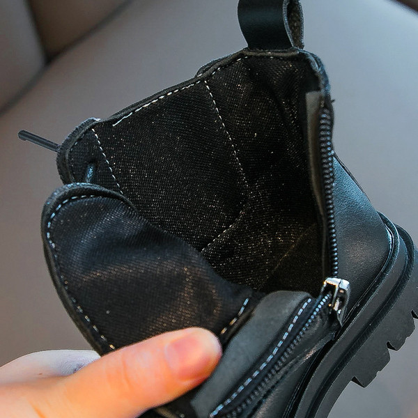 Dječje čizme za djevojčice sa kopčom - eko koža