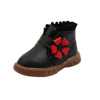 Uus mudel 3D elemendiga nahast lastesaapad tüdrukutele