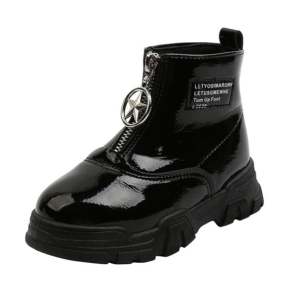 Praegused tõmbluku ja kirjadega lastesaapad tüdrukutele