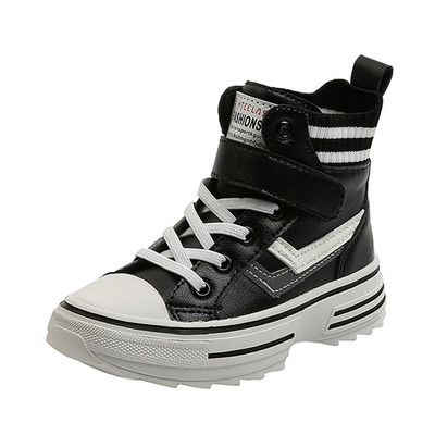 Kunstnahast spordi- ja igapäevased lastesaapad