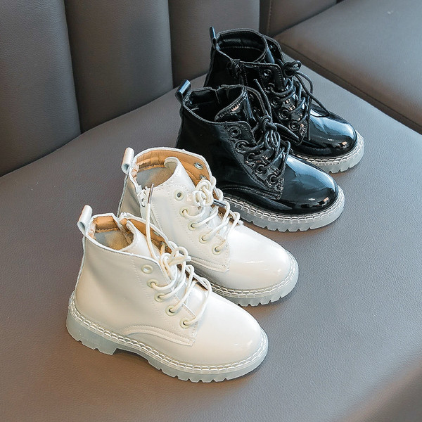 Dječje čizme za djevojčice na vezice - lakirana koža