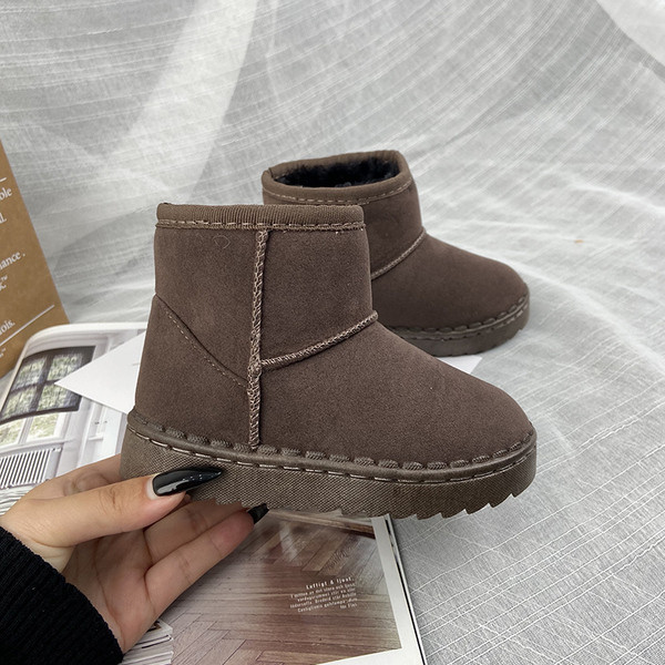 Modernūs vaikiški batai plokščiu padu mergaitėms