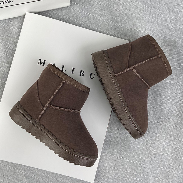 Modernūs vaikiški batai plokščiu padu mergaitėms