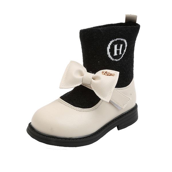 Laisvalaikiai vaikiški batai mergaitėms plokščiu padu ir kaspinu