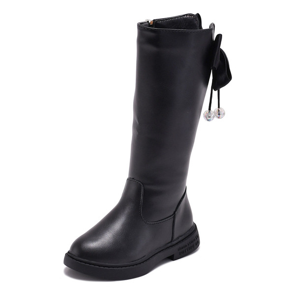 Šiuo metu vaikiški batai mergaitėms su kaspinu juodos spalvos