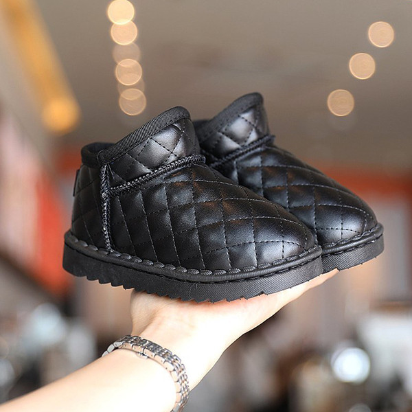 Öko-nahast valmistatud vabaaja lastesaapad tüdrukutele ümara mudeliga