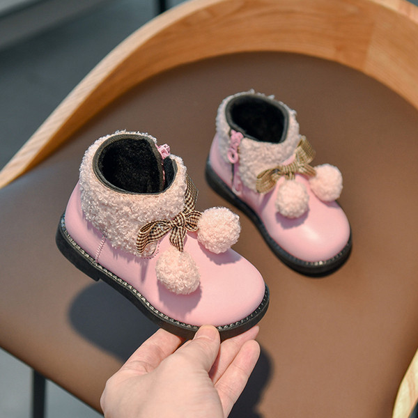 Vaikiški modernūs batai iš eko odos plokščiu padu