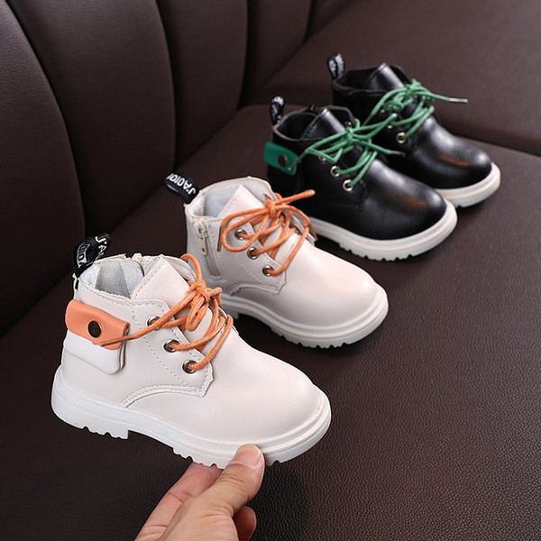 Laste nahast saapad - taskuga tüdrukutele