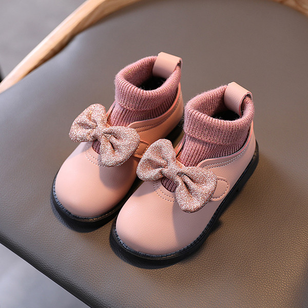 Moderne dječje čizme za djevojčice s ravnim potplatom i trakom