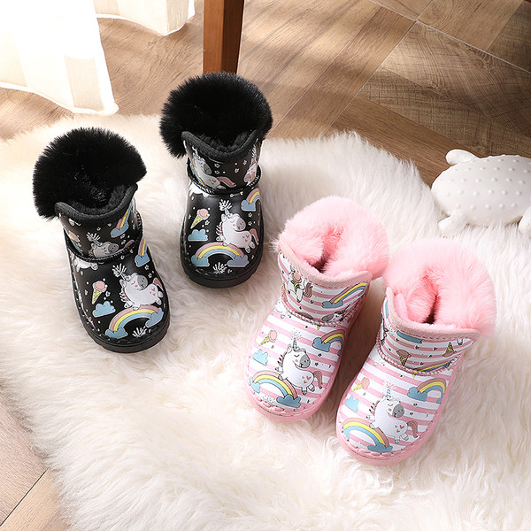Χειμερινές παιδικές μπότες με απλικέ και γούνα