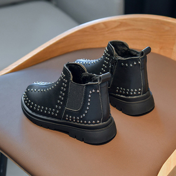 Moodsad metallist aasadega lastesaapad tüdrukutele