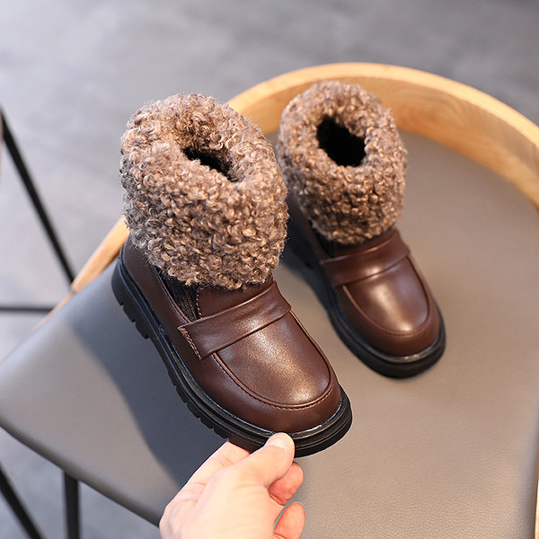 Lastesaapad tüdrukutele udusulgedega - ökonahast