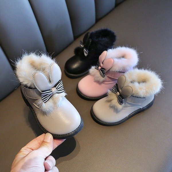 Odiniai vaikiški batai su pūkais ir 3D elementais