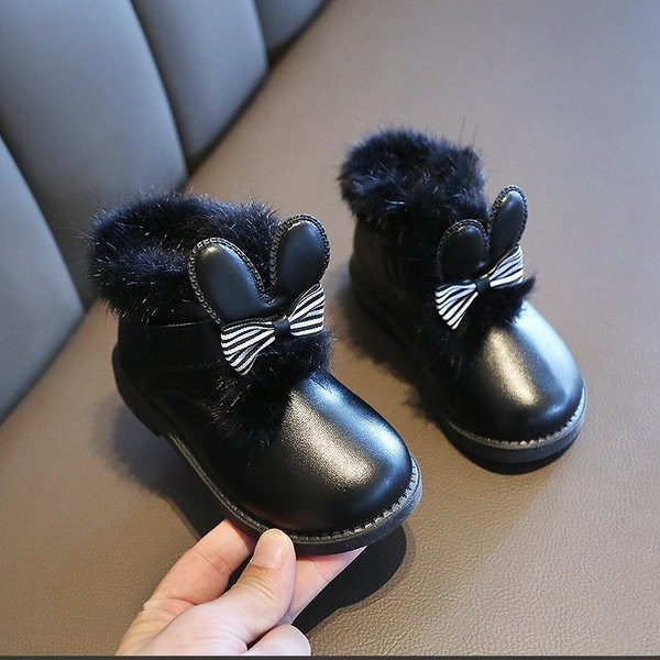 Odiniai vaikiški batai su pūkais ir 3D elementais