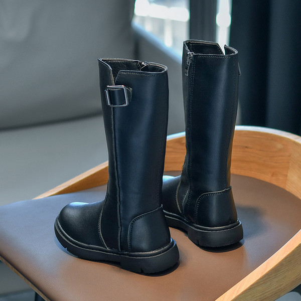 Öko-nahast musta värvi lastesaapad tüdrukutele