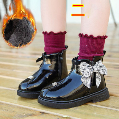 Šiuo metu vaikiški batai su kaspinu mergaitėms