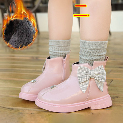 Šiuo metu vaikiški batai su kaspinu mergaitėms