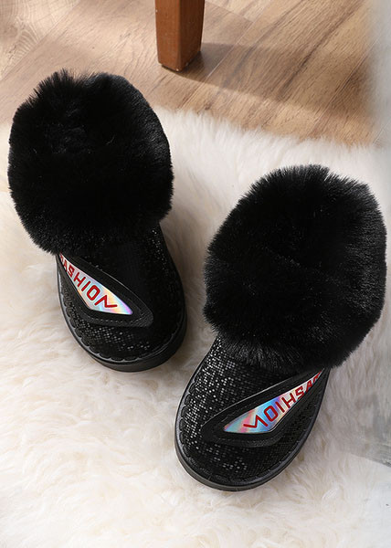 Moodsad udusulgedega lastesaapad tüdrukutele