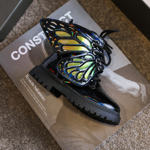 3D elemendi ja lipsudega lastesaapad tüdrukutele