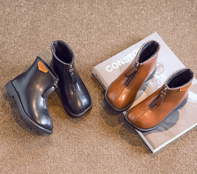 Novi model dječjih čizama sa patentnim zatvaračem - za djevojčice