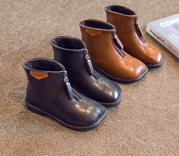 Novi model dječjih čizama sa patentnim zatvaračem - za djevojčice