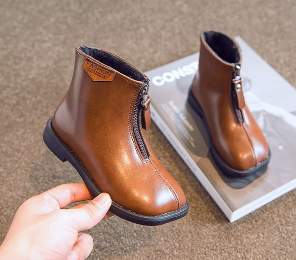 Novi model dječjih čizama sa patentnim zatvaračem - za djevojčice