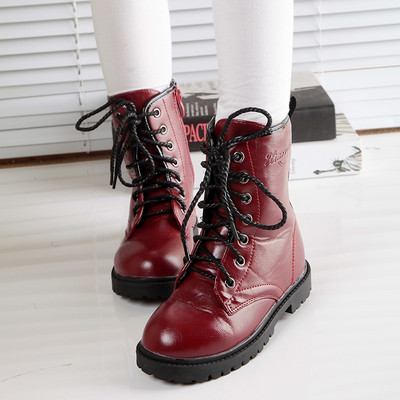 Kuuba laste saapad paelte ja lukuga