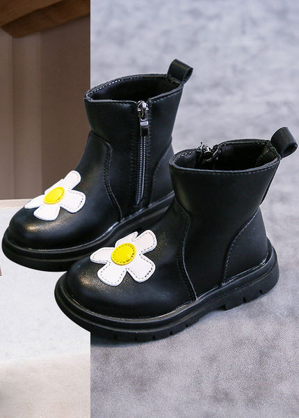 Öko-nahast moodsad lukuga ja lameda tallaga lastesaapad