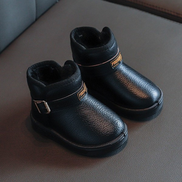 Pandla ja pehme voodriga laste nahast saapad