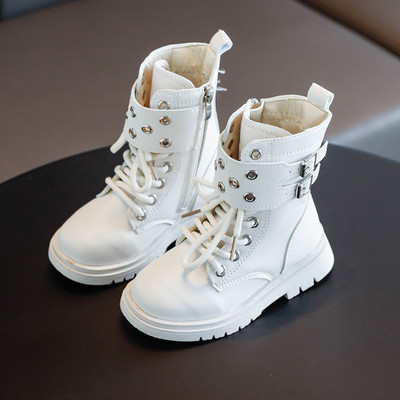 Šiuolaikiški vaikiški batai mergaitėms su metaliniais elementais ir kaklaraiščiais