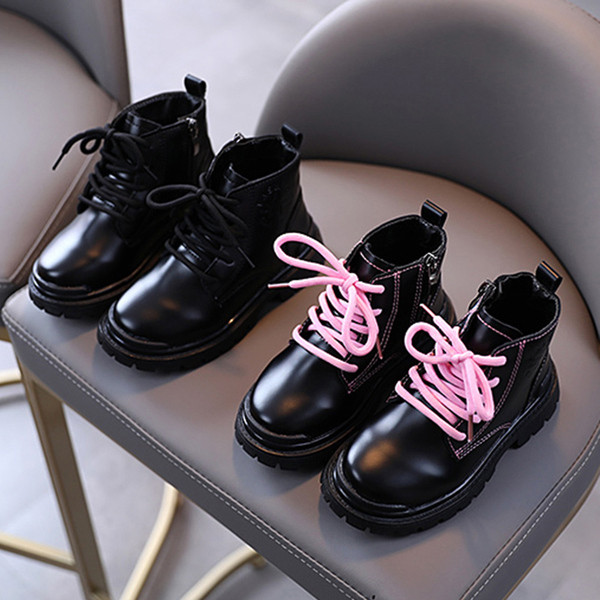 Dječje čizme za djevojčice u crnoj boji sa vezicama