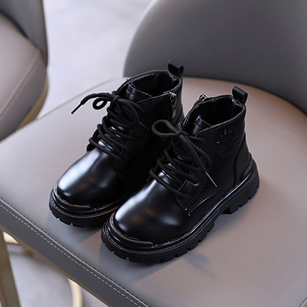 Dječje čizme za djevojčice u crnoj boji sa vezicama