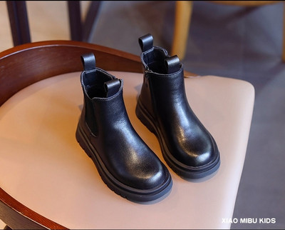 Öko-nahast tavalisest mudelist lukuga lastesaapad