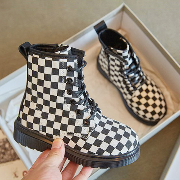 Vaikiški batai mergaitėms su raišteliais juodos ir baltos spalvos