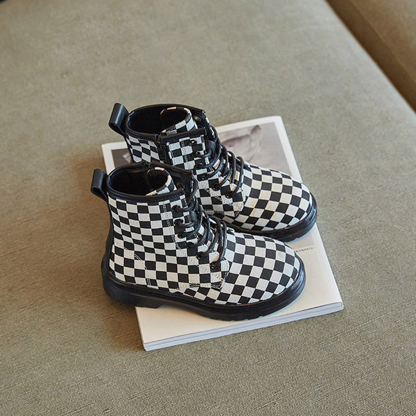 Vaikiški batai mergaitėms su raišteliais juodos ir baltos spalvos